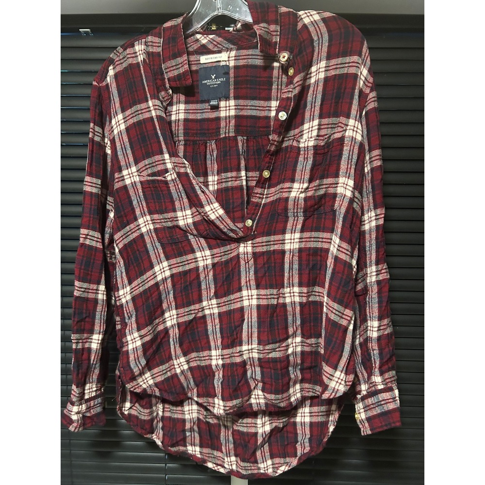 American Eagle Plaid Top Womens Medium Burgundy Boyfriend Fit Flannel Style
